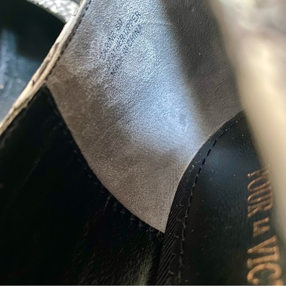 Pour La Victoire Zarine Snakeskin Embossed Leather Loafers Slip-On Flats Sz 8 - Picture 8 of 8